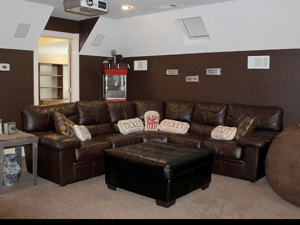 1st image of 605 Kingsway Ct