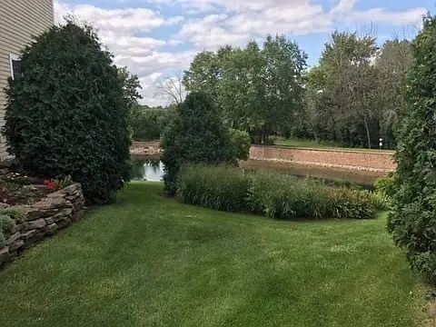 2522 Reflections Dr — Photo 2