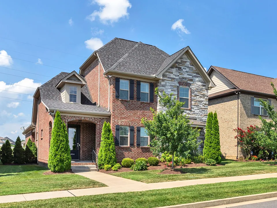1054 Paddock Park Cir