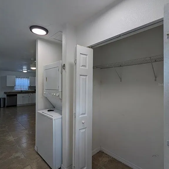 411 S Albany Ave #3 — Photo 7