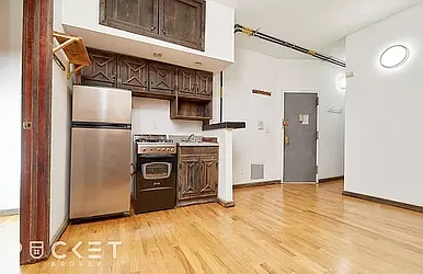 Rented by PocketBroker Inc