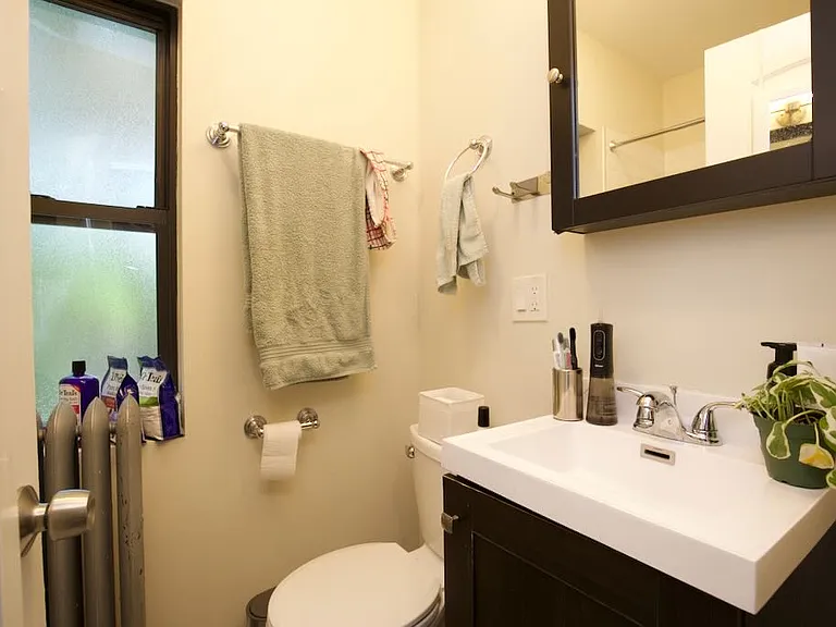 1056 W Lill Ave #3 — Photo 12