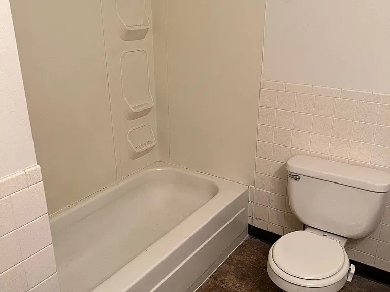 Skaff Apartments - Moorhead — Photo 124