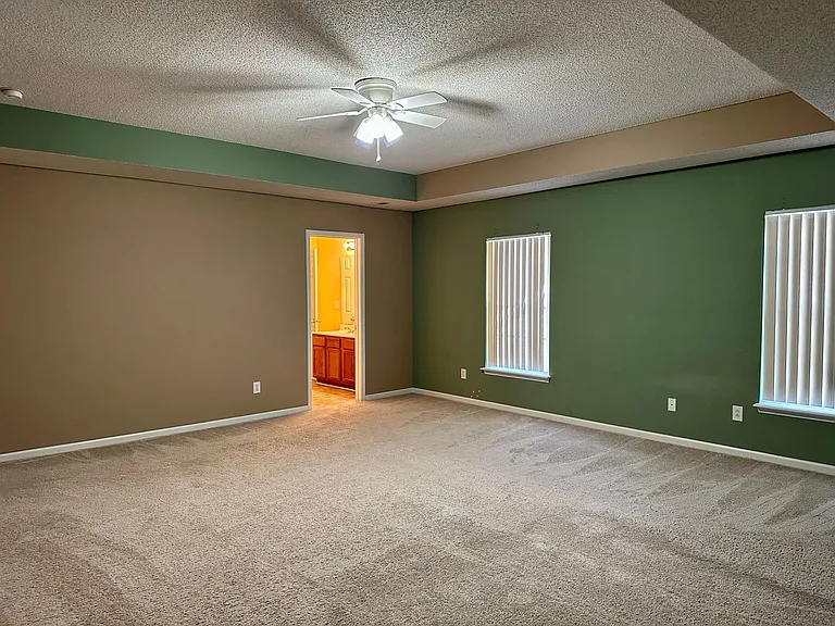 5091 Ballantine Dr — Photo 23