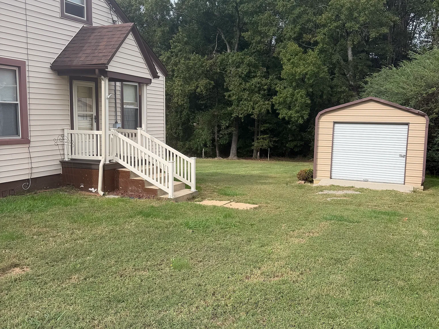 2 bed, 840 sqft, $1,250 — Photo 2