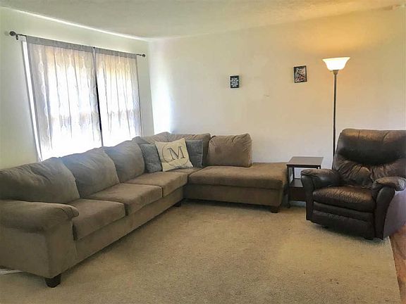 2nd image of 2428 Lafayette Dr