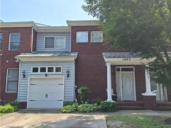 1005 Christiana Cir, Portsmouth, VA 23703