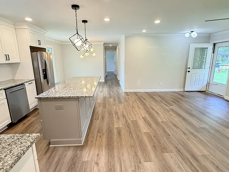 117 Carol Dr — Photo 8