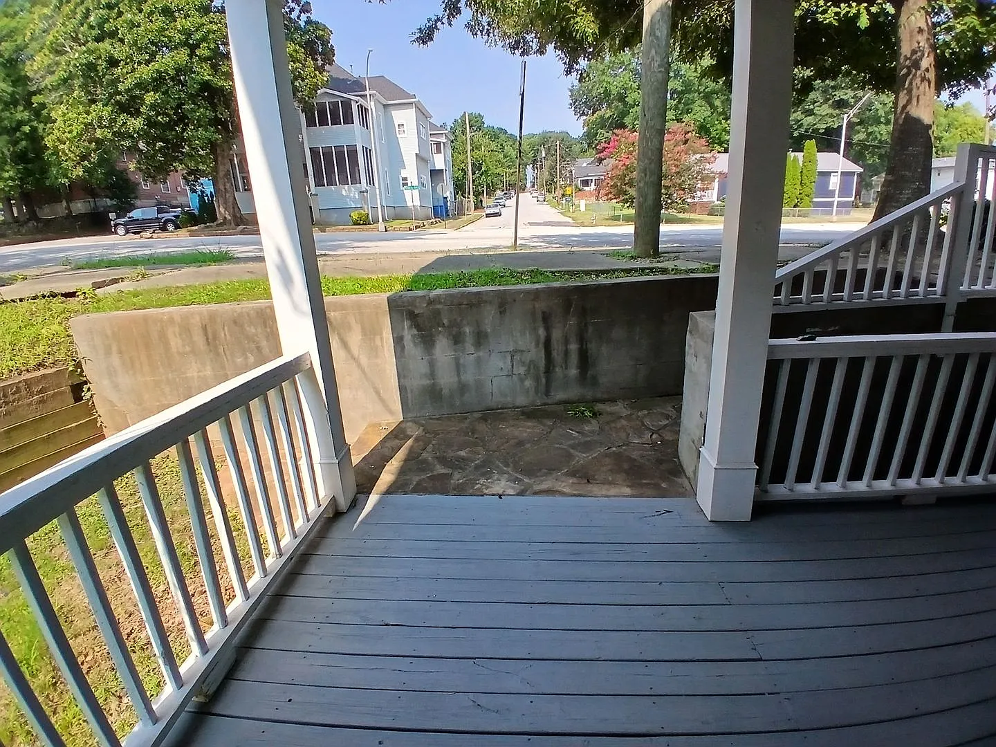 Amazing 3 Bedroom 2.5 Bath! Intown Living at a Price Below Market Off Street Parking — Photo 3
