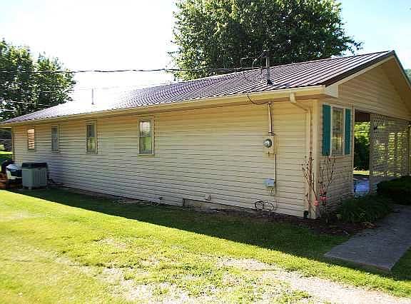 3rd image of 120 Morgan Heights Subdivision