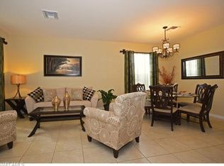 2005 Fairmont Ln, Naples, FL 34120