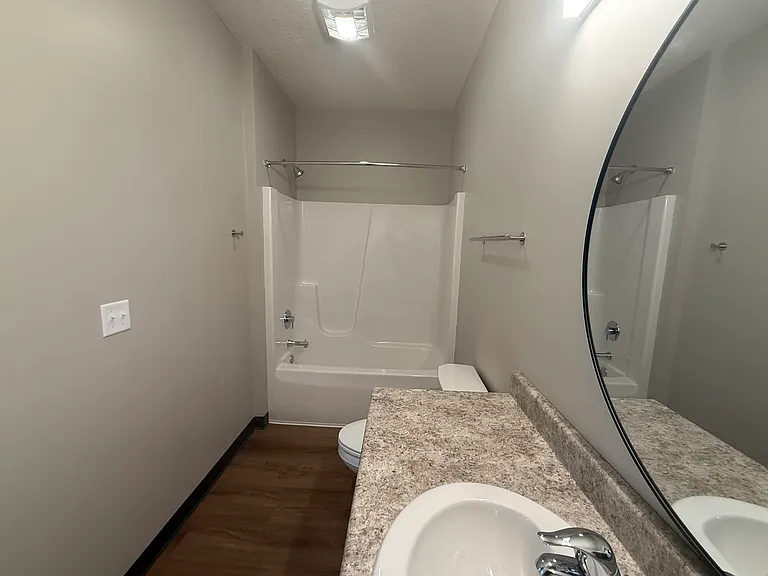 24 Plex By YH Properties — Photo 15