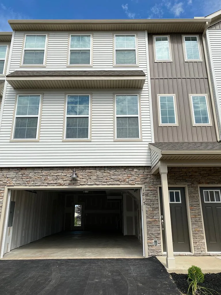 1815 Shady Ln — Photo 1