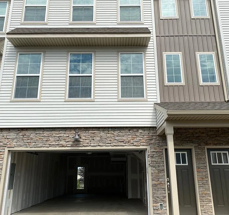 1815 Shady Ln