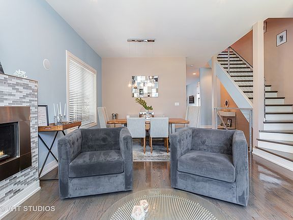 3rd image of 2106 W Race Ave