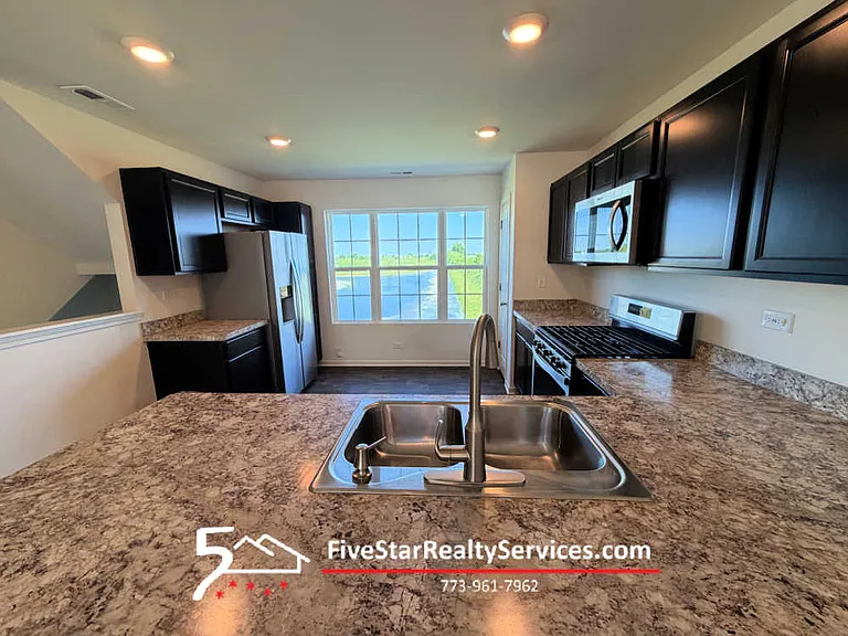 2509 Bella Dr #2509 — Photo 2