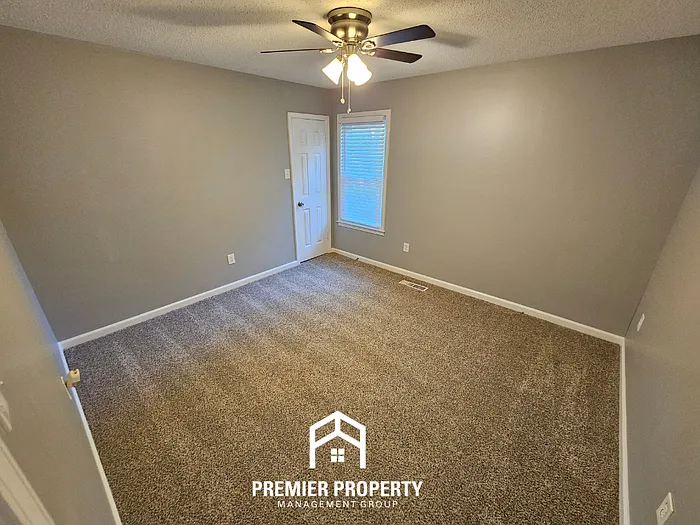 8131 Farmington Blvd — Photo 19