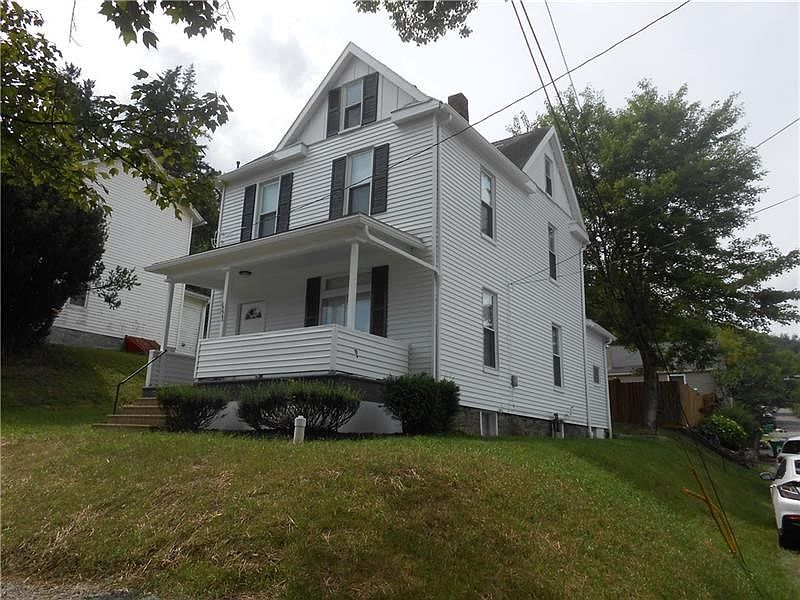 1st image of 1228 E Brady St
