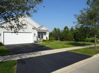 3053 Epstein Cir, Mundelein, IL 60060