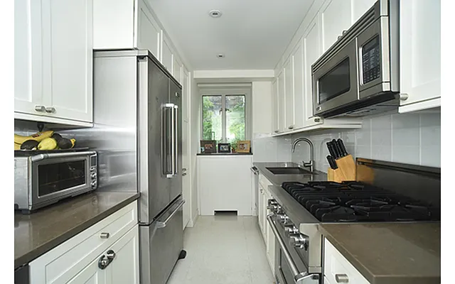 Rented by Douglas Elliman | media 21