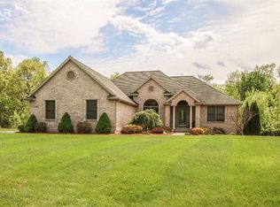 1285 Victoria Ln, Fenton, MI 48430