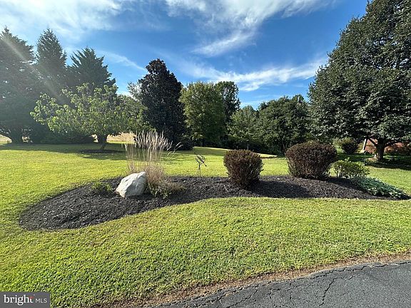 5th image of 481 Malvern Dr