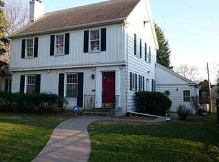 1328 Hillcrest Ave, Saint Paul, MN 55116