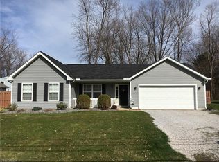 1455 Hubbard Rd, Madison, OH 44057