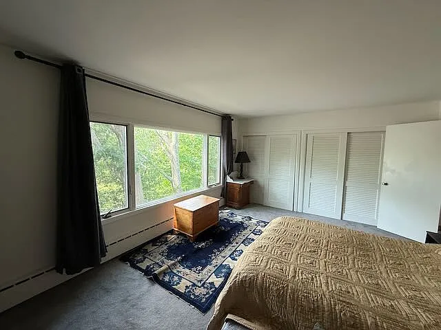 Main bedroom.