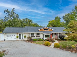 275 W Durham St, Landrum, SC 29356