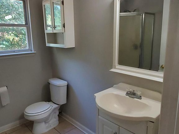 3rd image of 1441 Omie Way