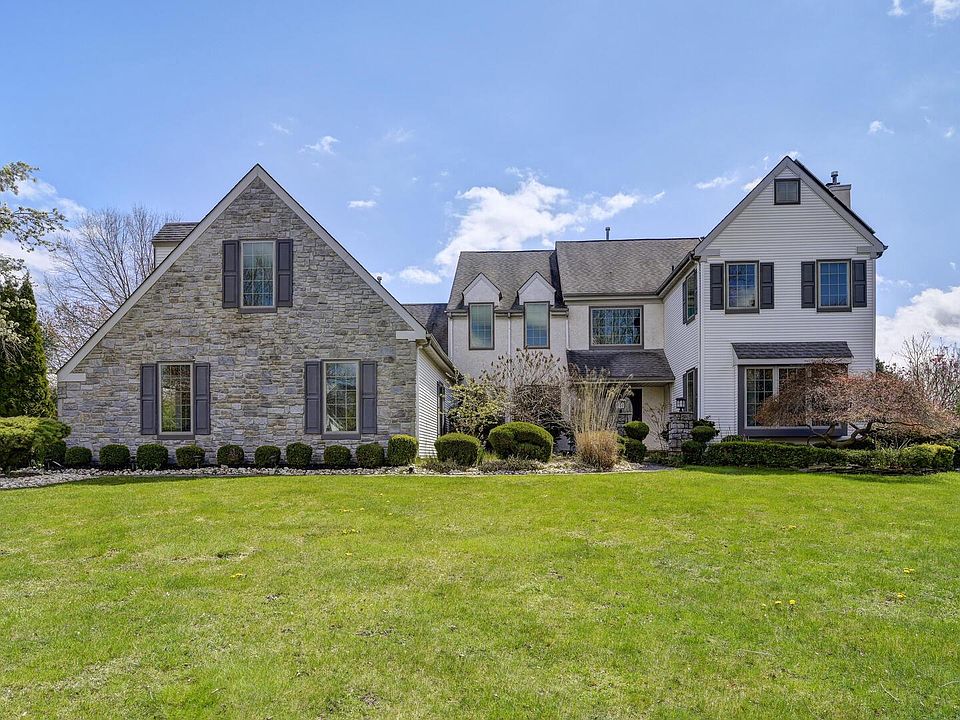 1st image of 4 Osprey Ln