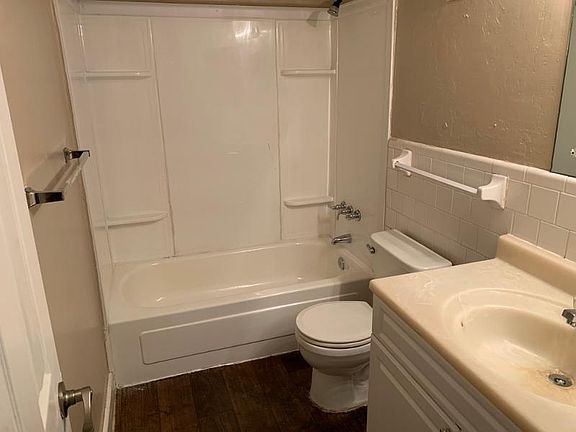 4th image of 1943 Dawsey St APT 1