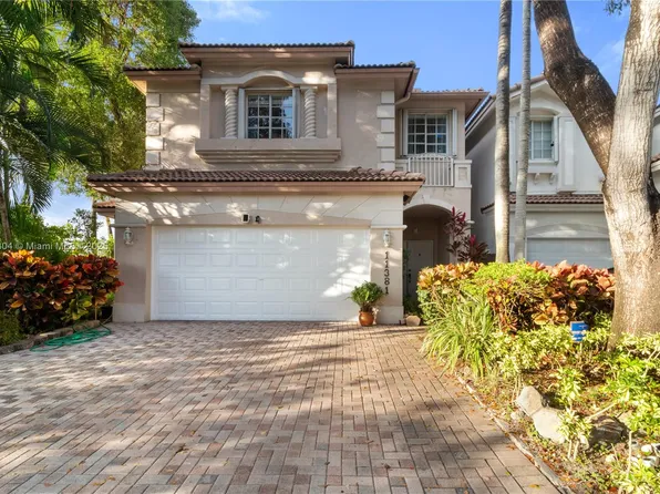 11381 NW 73rd Ter, Doral, FL 33178