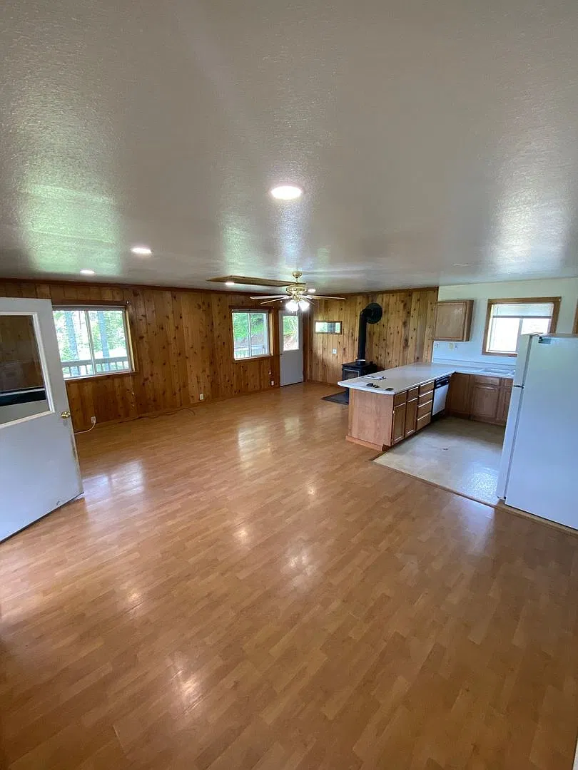 Rustic 1-Bedroom Cabin with Acreage Near Orofino — Photo 2