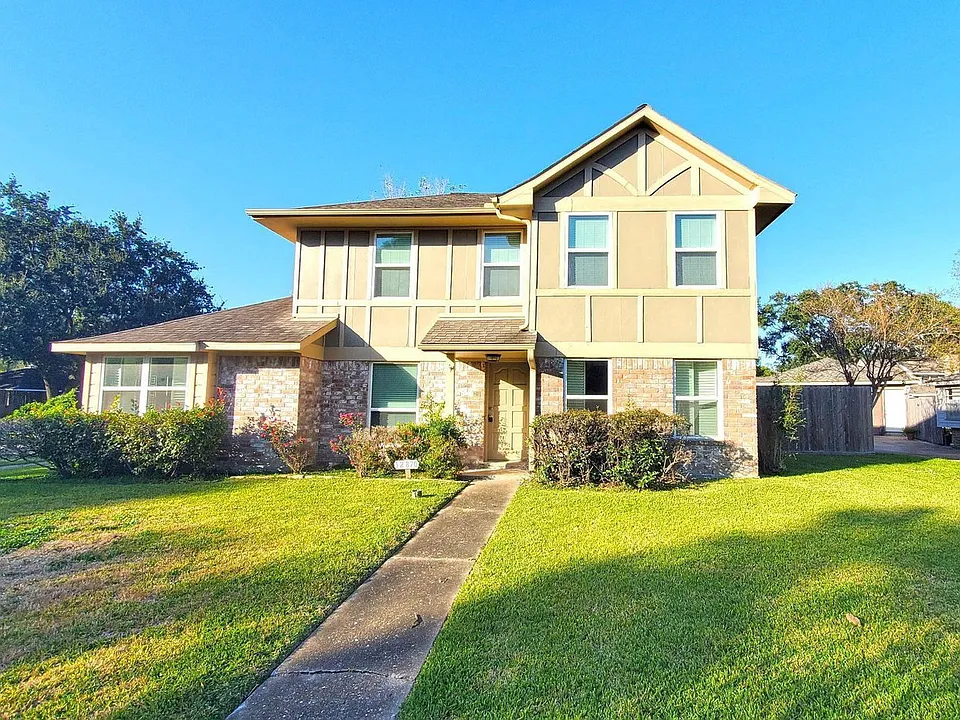 12870 Westella Dr