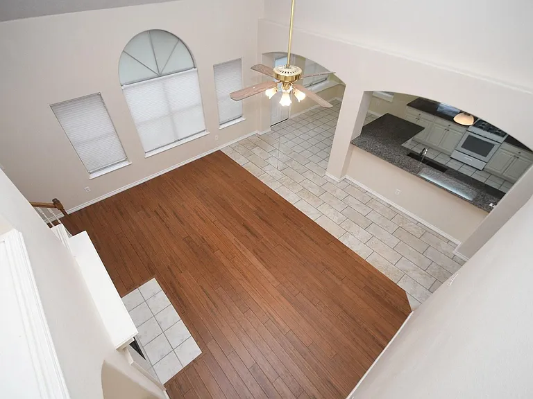 10430 Sanibel Falls Ct — Photo 22