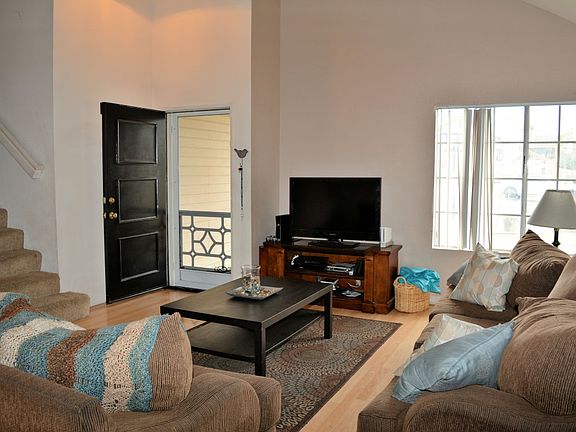 4th image of 2051 Lockwood Cir