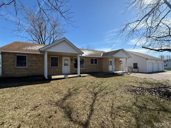 718 N Sturgeon St, Montgomery City, MO 63361