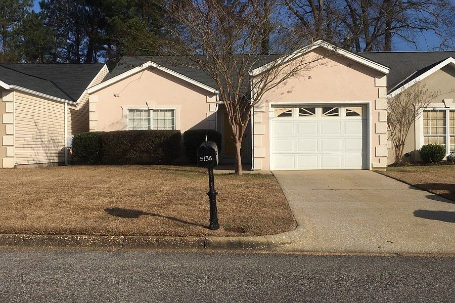 1st image of 5136 Woodland Trce