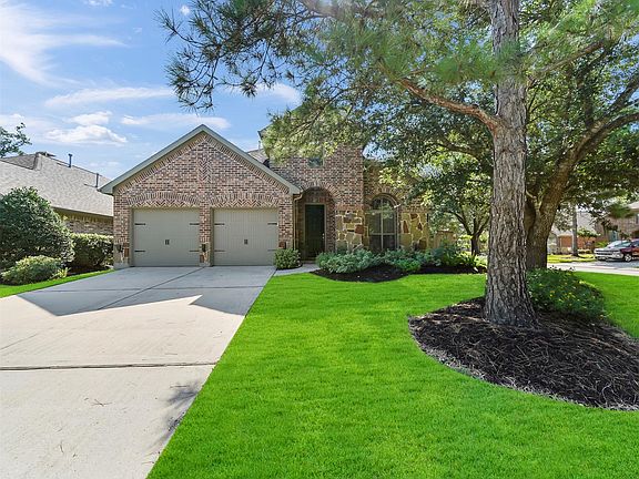 2nd image of 17002 Tupelo Garden Cir
