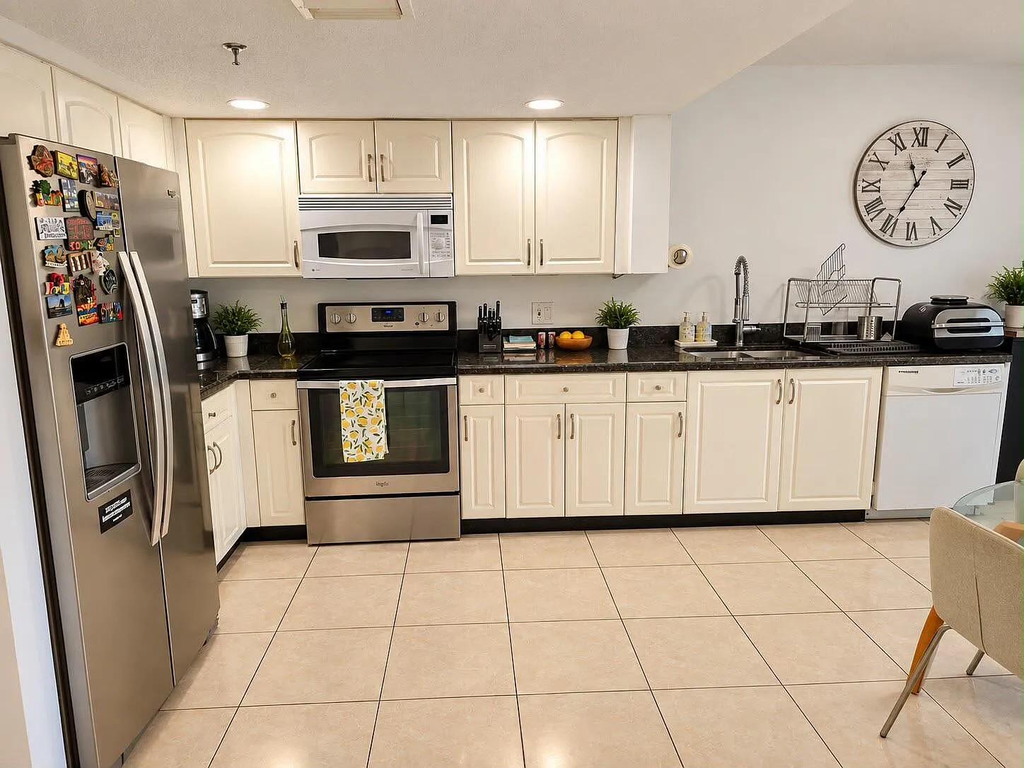 2 bed, 2.0 bath, 1150 sqft, $2,600 — Photo 4