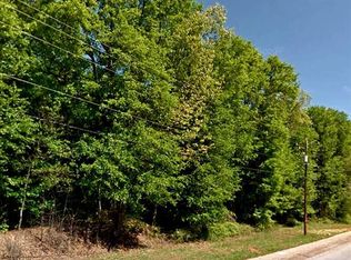 15 Miller Rd, Mauldin, SC 29662