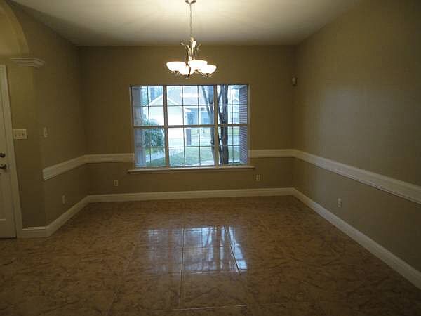 2nd image of 1217 Heron Ct