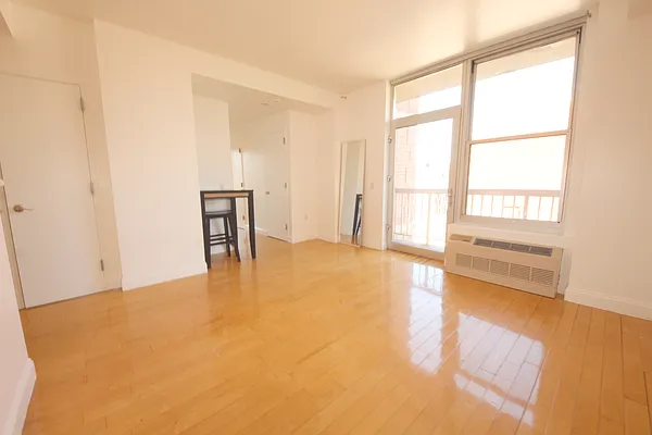 Sold by Bien Realty Ltd | media 12
