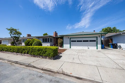 5316 Tanglewood Park Dr Photo 1