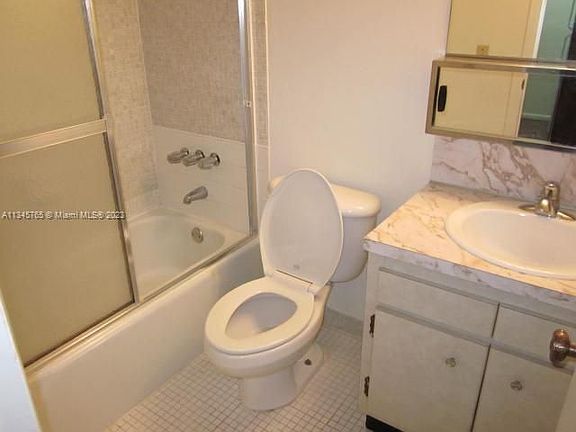 4th image of 10776 N Kendall Dr APT F20