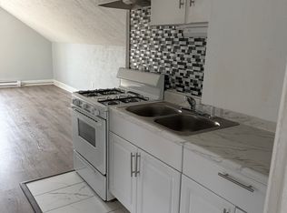 989 Mendon Rd #3, Cumberland, RI 02864