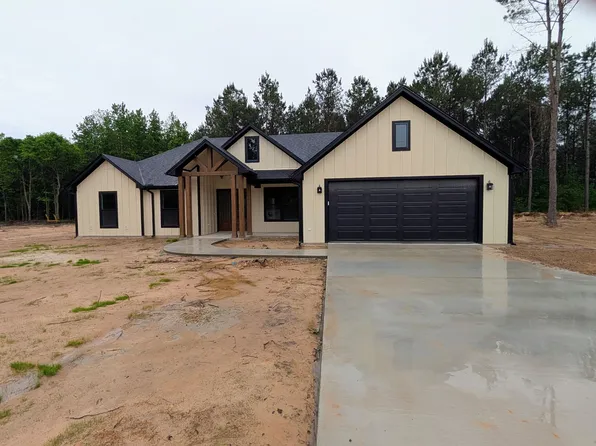 230 Stonebrook Ct, Gilmer, TX 75645
