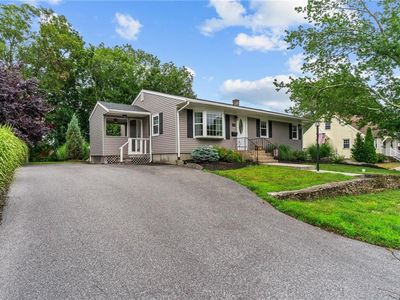 30 Newwood Dr, Cranston, RI, 02920